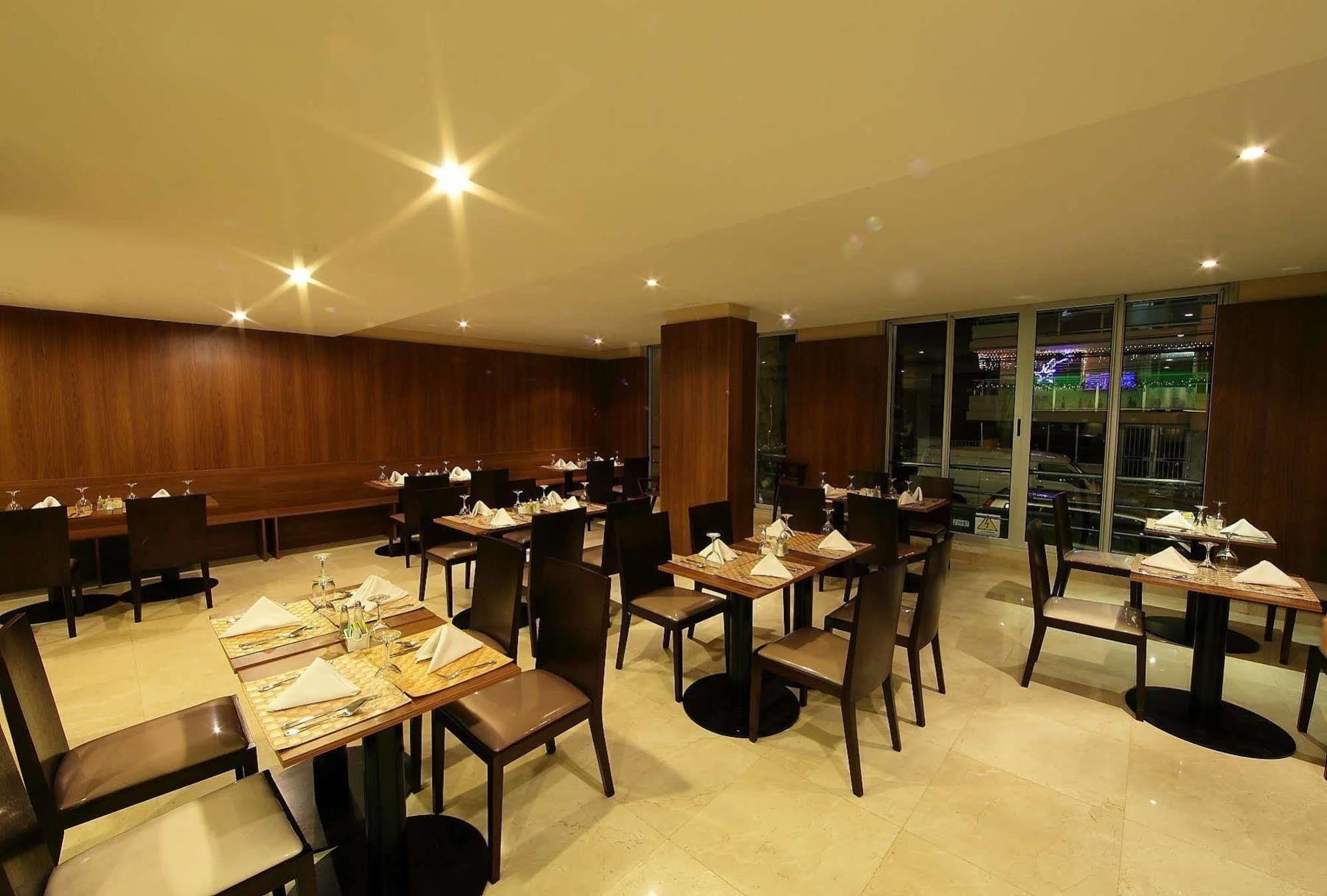Wyndham Garden Panama-Stad Restaurant foto